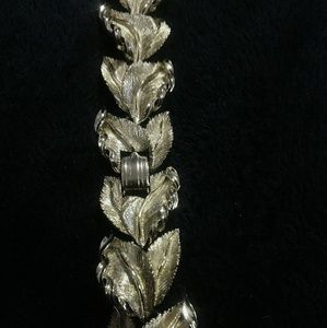 vintage retro Lisner floral silver link bracelet